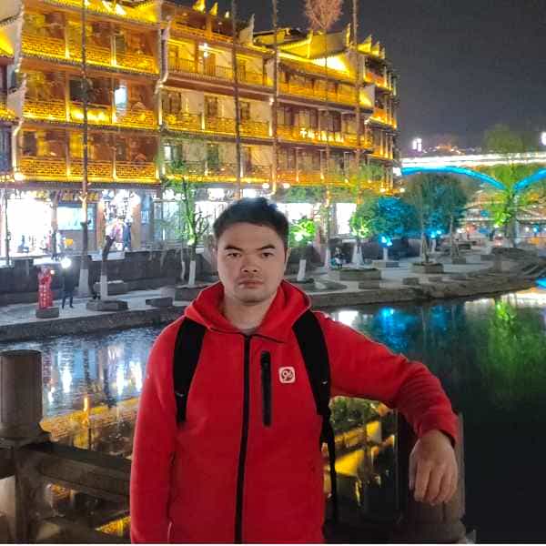 39岁岁广东单身帅哥 - 张家界吉缘网