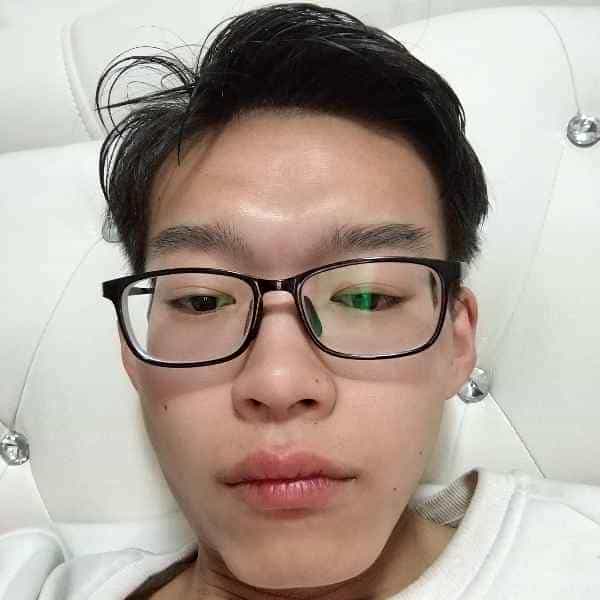 23岁岁河南单身帅哥 - 张家界吉缘网