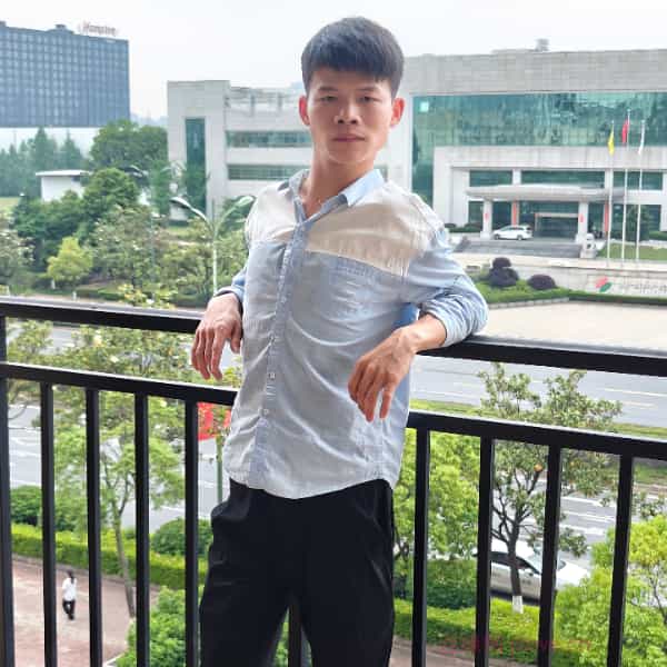 29岁岁湖南单身帅哥 - 张家界吉缘网