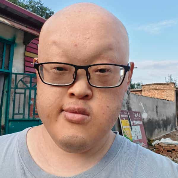 28岁岁山东单身帅哥 - 张家界吉缘网