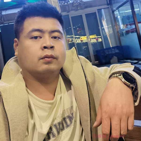 34岁岁陕西单身帅哥 - 张家界吉缘网