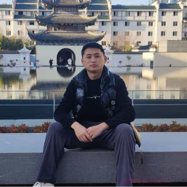 31岁岁湖北单身帅哥 - 张家界吉缘网