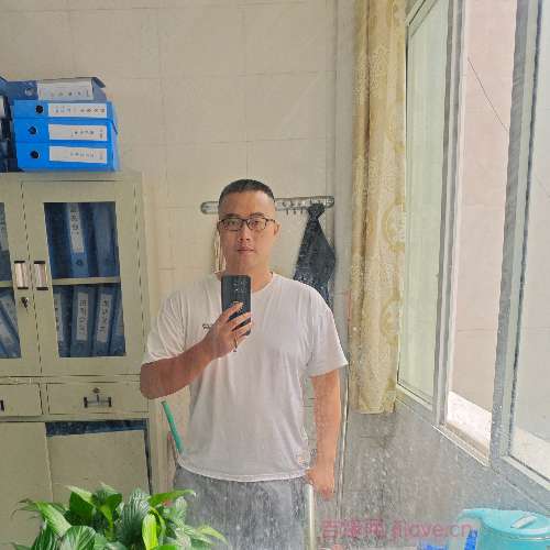 34岁岁四川单身帅哥 - 张家界吉缘网